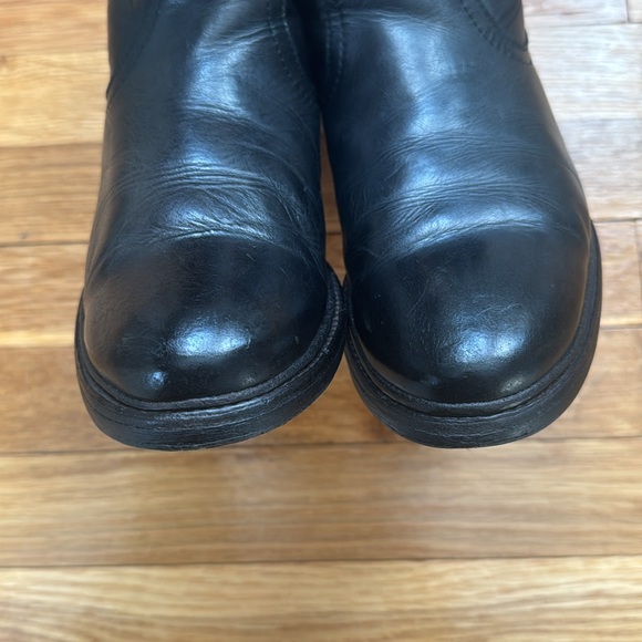 Frye leather Boots 7 - Picture 4 of 6
